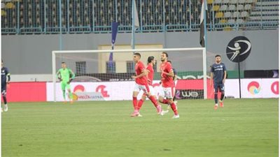 الأهلي يستعيد نغمة الانتصارات بالفوز على إنبي 1/3 في الدوري | صور