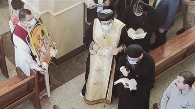 إجراءات احترازية مشددة بكنيسة العذراء بالإسكندرية خلال الاحتفال بعيد أحد الزعف | صور