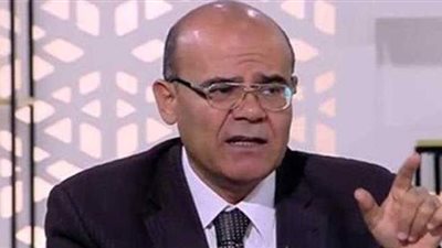 مجدي بدران: الموجة الثالثة أشد شراسة وبأعراض مختلفة.. وهذه الفئة الجديدة المستهدفة