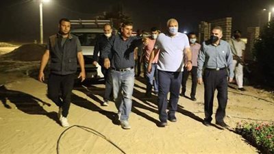 محافظ الوادي الجديد يتفقد مشروع إنتاج الحرير الطبيعي بالخارجة