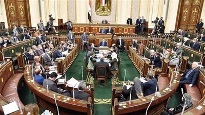 رئيس البرلمان يفتتح الجلسة العامة بحضور وزير النقل