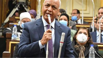 مصطفى بكري يكشف أسماء 