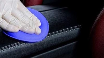 طرق الحفاظ على لمعان الجلد الداخلي للسيارات