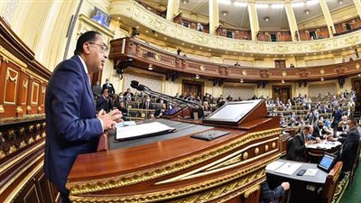 مدبولي يستعرض قرار إعلان حالة الطوارئ بالبلاد