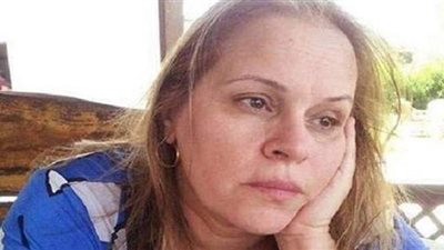 نادية العراقية تتعرض لنزيف حاد في العين اليمنى وتجري جراحة للمرة الرابعة