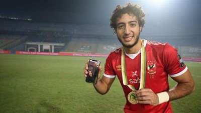 محمد هاني يكشف كيف خدع حارس بالميراس البرازيلي في كأس العالم | فيديو