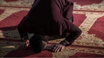 مواقيت الصلاة وموعد أذان الفجر الإثنين  26-4-2021 فى مصر