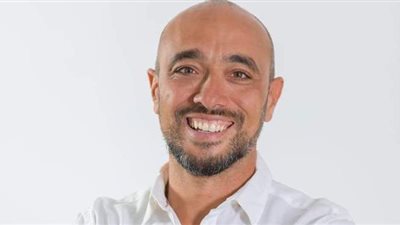 هل يمكن تجميل الأسنان بدون نحت؟.. أخصائي يُجيب