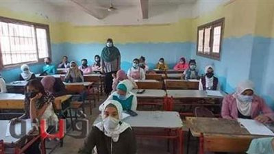 قطار امتحانات النقل يصل محطته الثانية.. أمهات مصر: اختبارات سادسة ابتدائي سهلة.. وشكاوى من صعوبة الإنجليزي بأولى ثانوي