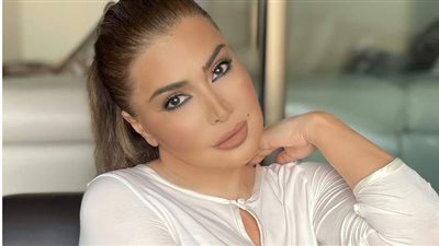 نوال الزغبي بإطلالة مميزة بالأبيض في أحدث ظهور
