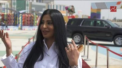 شاهد قصيدة رامز جلال في مدح ريم عبد الله | فيديو