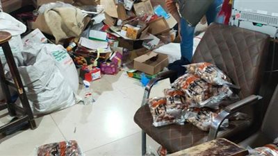 إعدام أغذية وعصائر وتحرر 8 محاضر لمطاعم شهيرة في الدقهلية