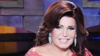 غيرة ستات.. نجوى فؤاد تكشف سر تلقيها علقة ساخنة من تحية كاريوكا| فيديو