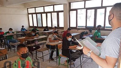 بدء الامتحان المجمع لطلاب الصف السادس الابتدائي