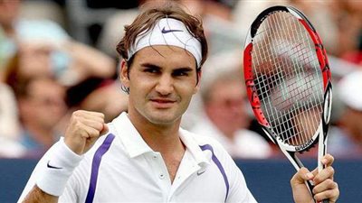 فيدرر يعرض ممتلكاته الشخصية في مزاد.. تعرف على السبب