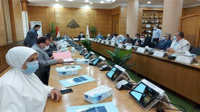 برئاسة ناصر الجيزاوي.. بنها تستعرض تطوير الكتاب الجامعي