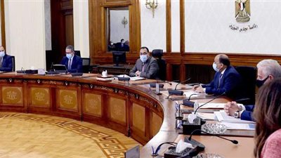 مدبولي: تكليفات من الرئيس برفع كفاءة وتطوير شرم الشيخ والغردقة