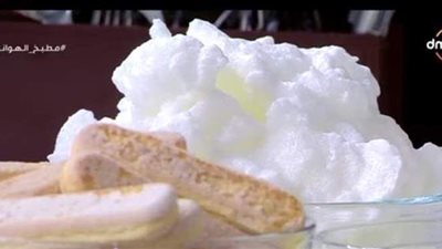 حلويات رمضان مش شرقي وبس.. طريقة عمل التيراميسو الإيطالية | فيديو