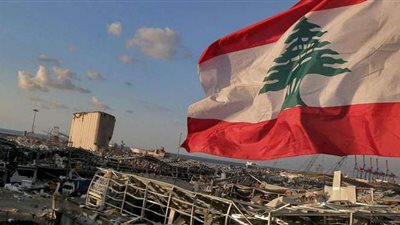 لبنان بين أزمات السياسة والاقتصاد.. دراسة تكشف الأوضاع في بيروت