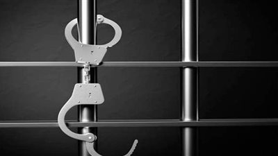 حبس سودانية ألقت طفلتها من الطابق الخامس في أكتوبر