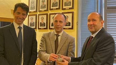 مصر تسترد قطعتين أثريتين من إيطاليا