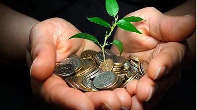 هل يجب على الزوج إخراج زكاة الفطر عن زوجته؟.. دار الإفتاء تجيب