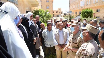 الفريق محمد فريد يتفقد الحالة الأمنية ويلتقي رجال القوات المسلحة بشمال سيناء
