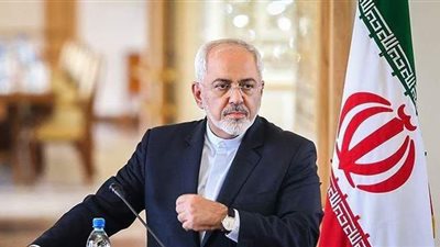 إيران تحظر مغادرة 20 شخصا واستقالة مسؤول بعد تسريب ظريف