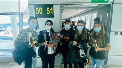 مطار الغردقة يستقبل أولى الرحلات من رومانيا بالورود