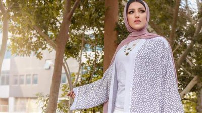 استوحي إطلالتك الرمضانية من مصممة العبايات شاهندة جلال |صور