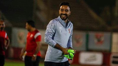 محمود وحيد يشارك في تدريبات الأهلي استعدادا لمواجهة الجونة غدا