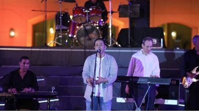 مدحت صالح في حفل فني جديد على مسرح النافورة.. الأحد المقبل