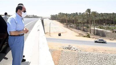 تفقده الرئيس اليوم.. 5 معلومات عن المقر الجديد لسوق السيارات