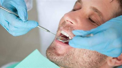 هل يحرم على الصائم الذهاب لطبيب الأسنان في نهار رمضان؟.. الأزهر يجيب | فيديو