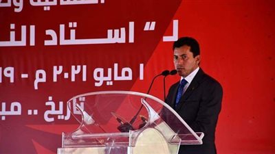 وزير الرياضة: استاد الأهلي يرسم صورة جديدة للأندية الشعبية