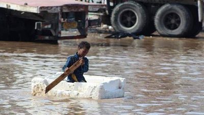 13 قتيلا بينهم طفلان جراء فيضانات في اليمن