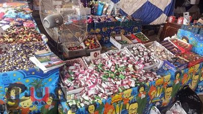 جولات مستمرة لمراقبة أسعار السلع بمعارض تجارية الإسماعيلية | صور