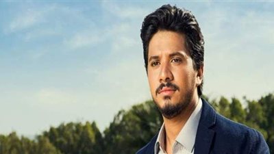 على هامش احتفالات عيد القيامة.. مصطفى حجاج يُحيى سهرة رمضانية لأول مرة