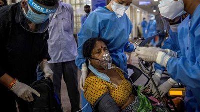 فرنسا ترسل 28 طنا من المساعدات الطبية لـ الهند