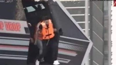 موقف مرعب لـ حمادة هلال داخل كبسولة رامز عقله طار.. ورامز جلال يتدخل| فيديو