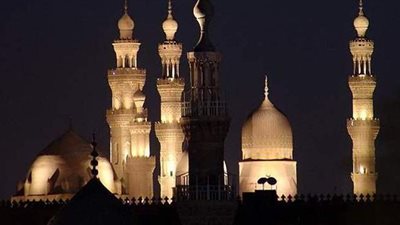 موعد أذان الفجر الإثنين 03-5-2021 في مصر