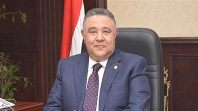 محافظ البحر الأحمر يعلن عن عدد العاملين بالسياحة الذين تلقوا لقاح كورونا