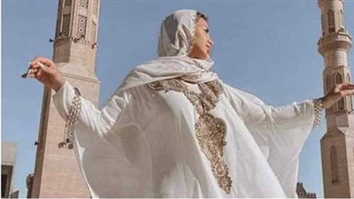 محافظ البحر الأحمر عن جلسة تصوير جوهرة داخل مسجد: 