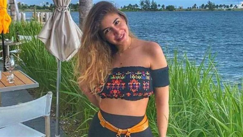 الفنانة ملك قورة