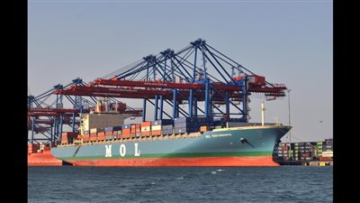 التحقيق في شحنة قمع فرنسي مختلطة ببذور خشخاش بميناء سفاجا