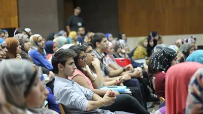 هاشتاج «قول نصيحة لأولى جامعة» يتصدر تويتر قبل بدء الدراسة