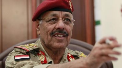 محسن الأحمر: الحوثيون يسعون لعودة الحكم الإمامي في ذكري سقوطه