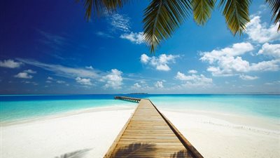 بالفيديو والصور.. أفضل 10 وجهات سياحية لقضاء شهر العسل