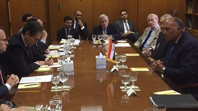 شكري يلتقي مفكرين وكتابا وشخصيات مؤثرة في الولايات المتحدة