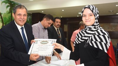 تكريم حفظة القرآن والمتفوقين دراسيا من أبناء القضاة (صور)